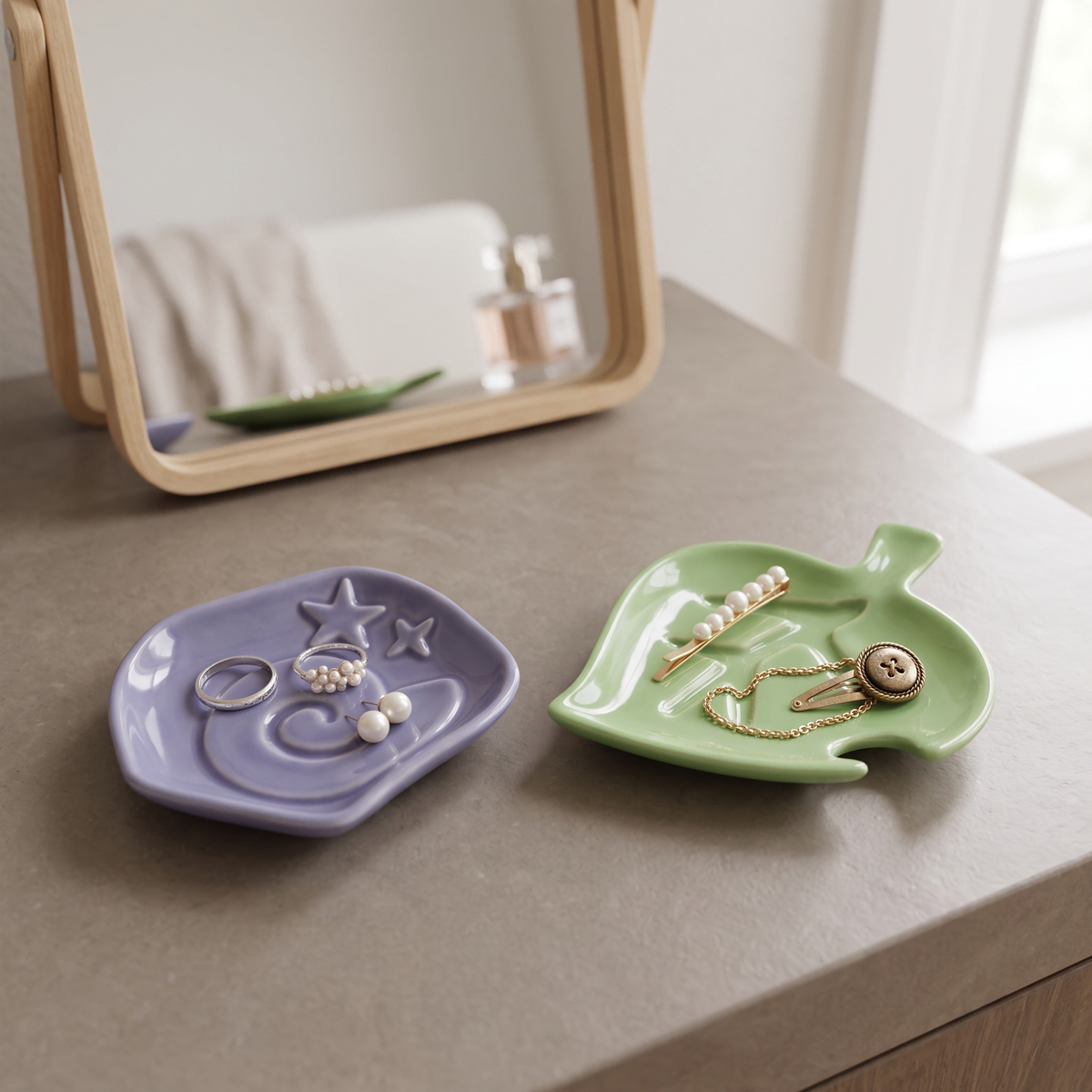 Animal Crossing Inspired Nook Leaf & Fossil Plate Set – 11cm & 10cm Ceramic Trinket Dishes